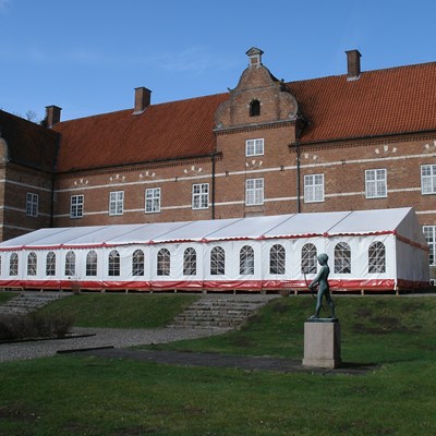 Festtelt på Næsbyholm slot